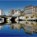 Spiegelung im "Ría de Bilbao"