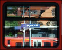 Spiegelung im S-Bahnfenster