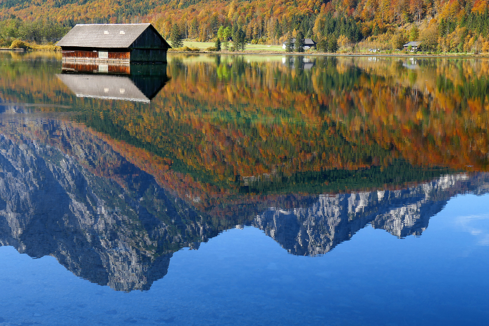 Spiegelung im See