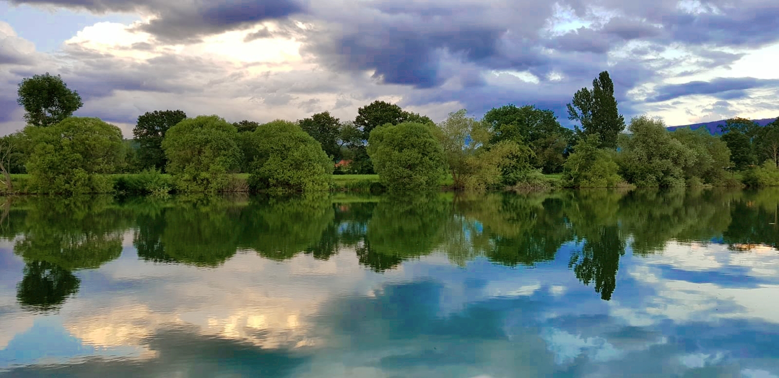  Spiegelung im See