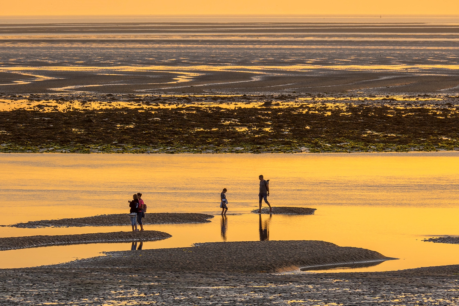 Spiegelung im Sonnenuntergang