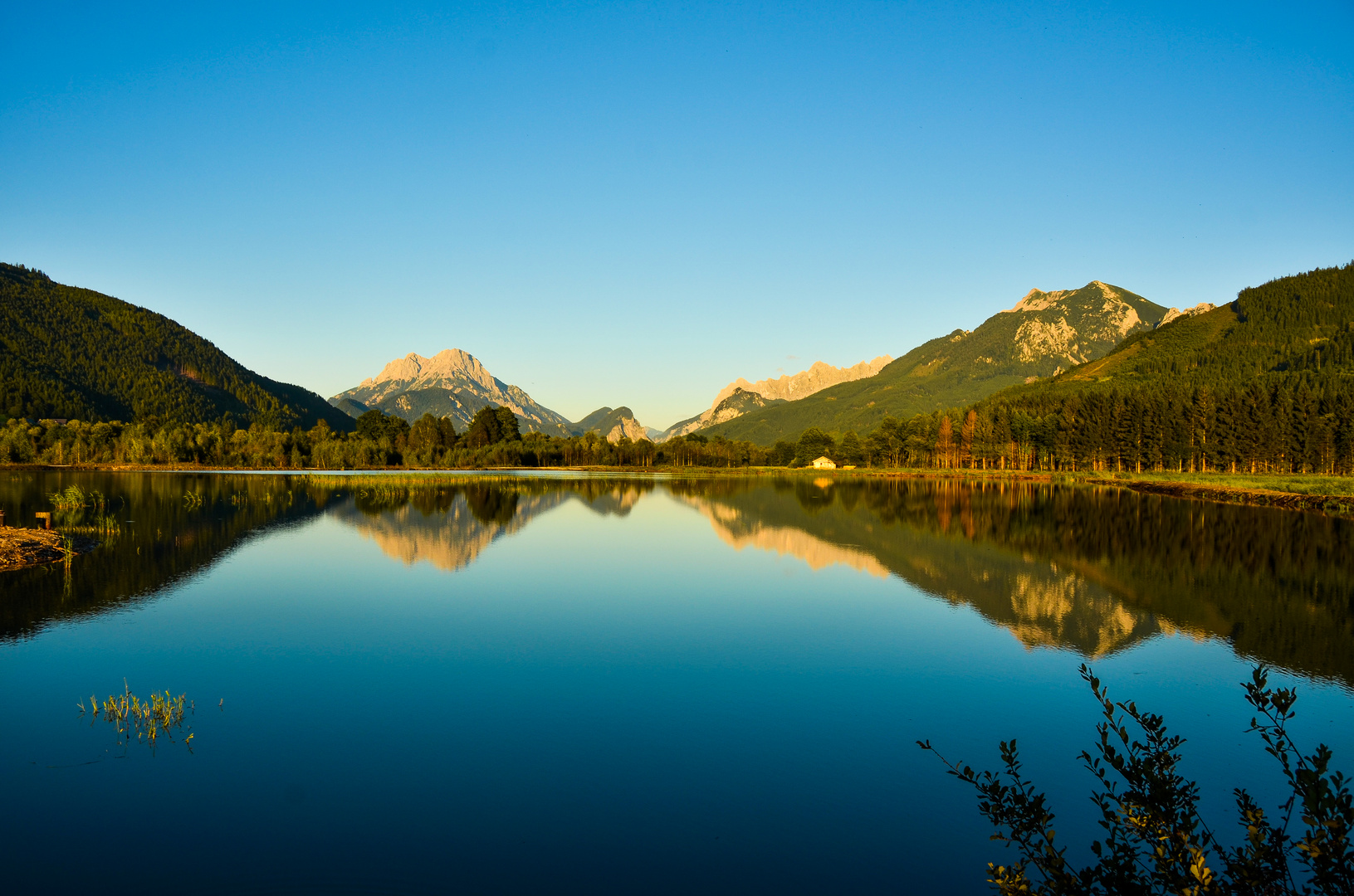 Spiegelung im Spätsommer