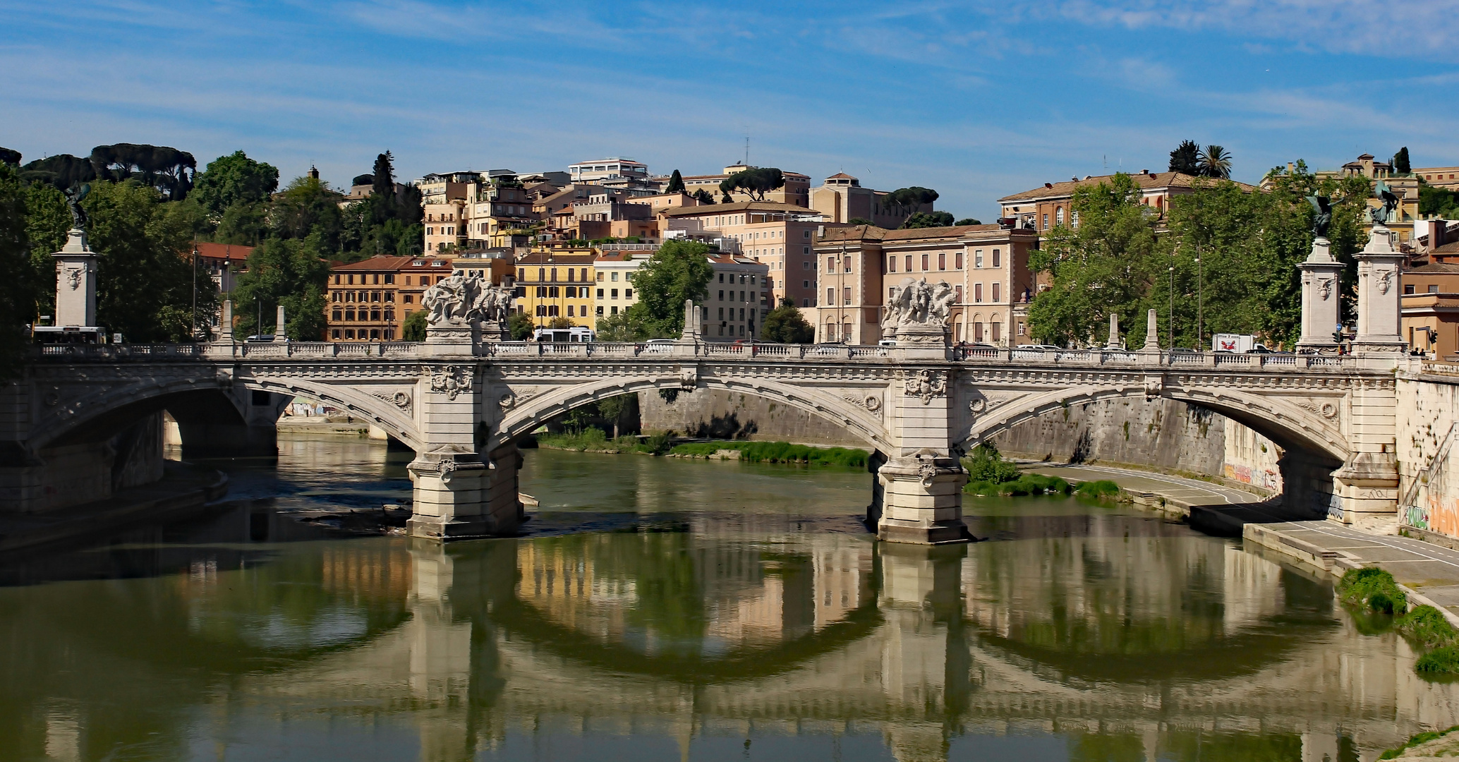 Spiegelung im Tiber