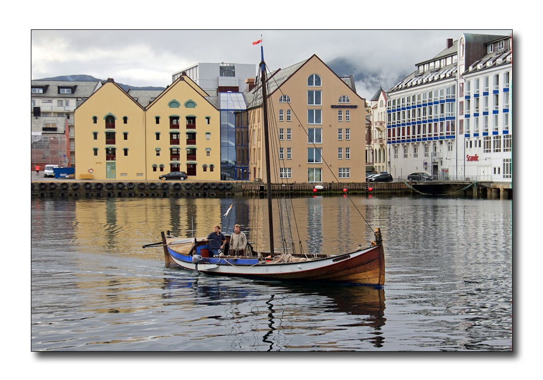 spiegelung in alesund (2) ...