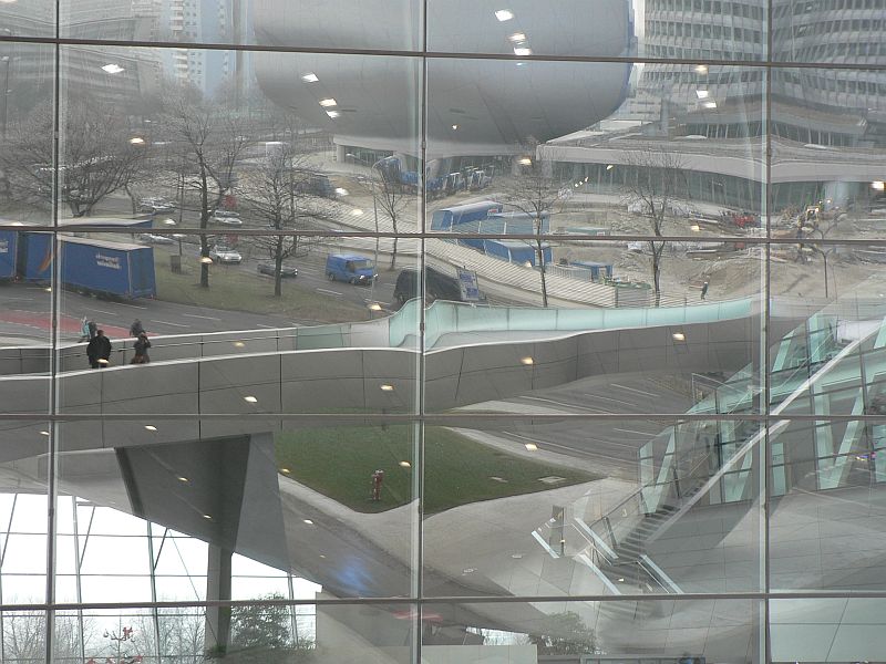 Spiegelung in der BMW-Welt