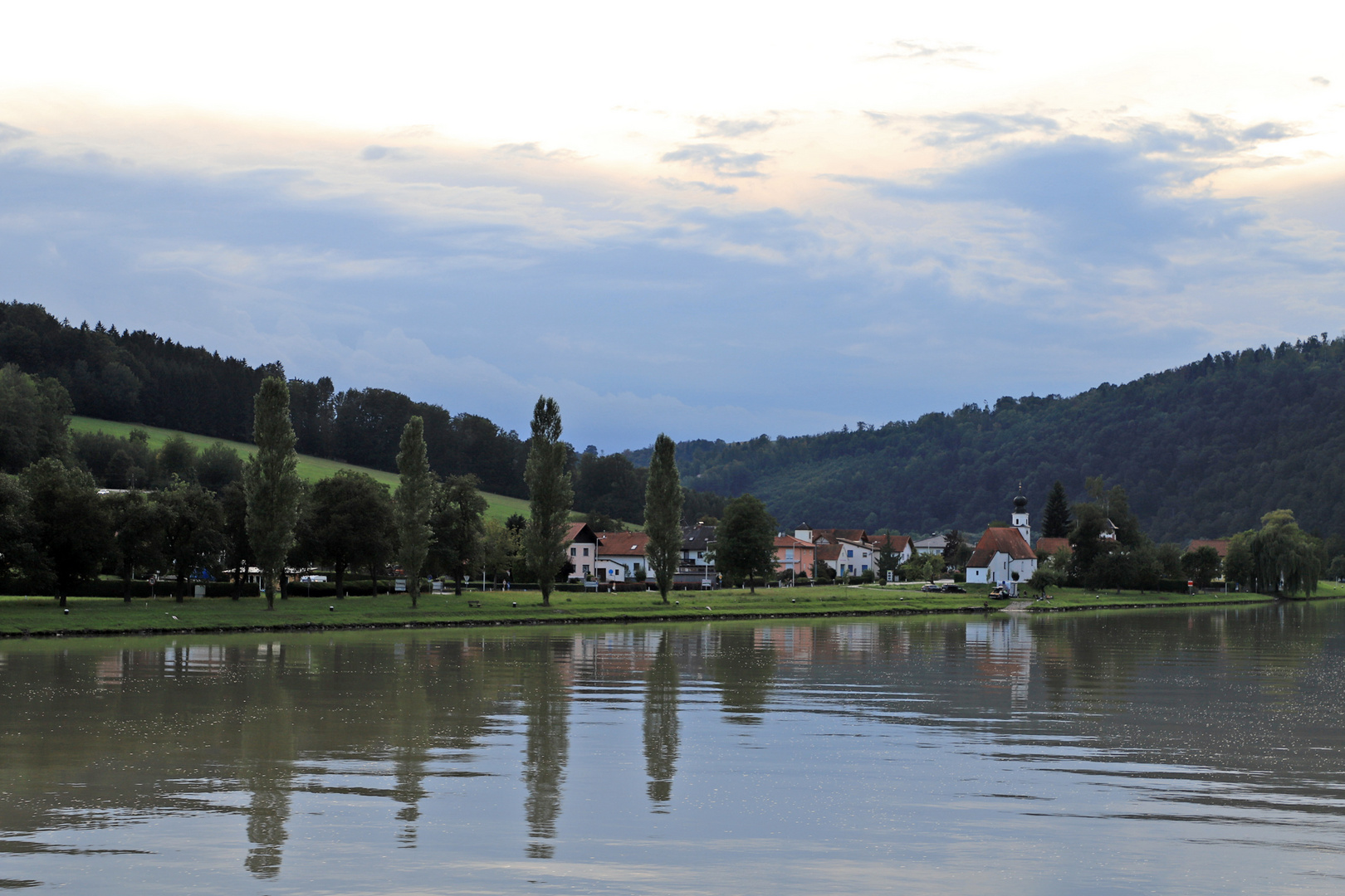 Spiegelung in der Donau