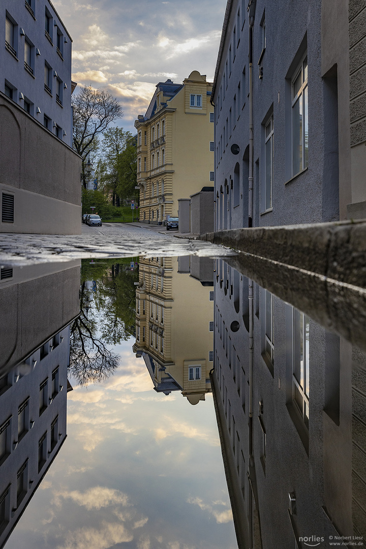 Spiegelung in der Kapuzinergasse