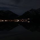 Spiegelung in der Nacht am Schliersee