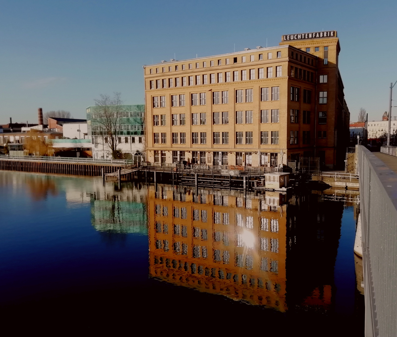 Spiegelung in der Spree