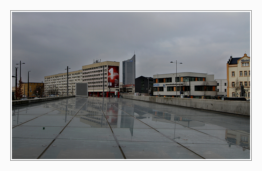 spiegelung in leipzig (1)  ...