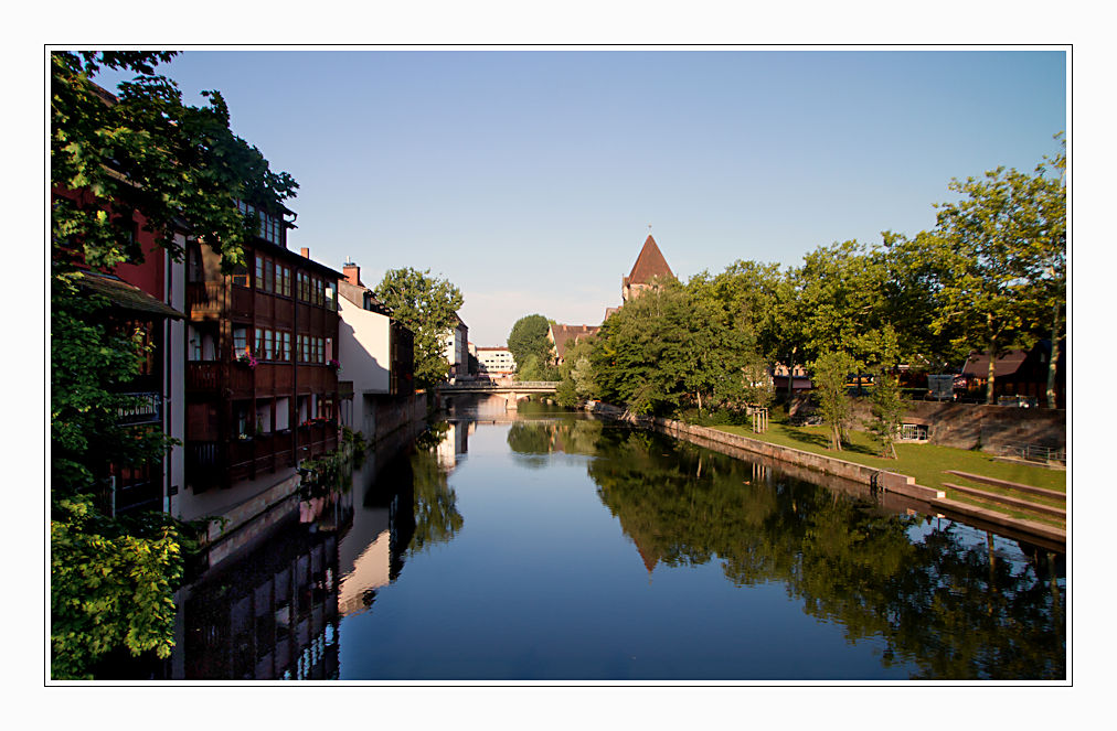 spiegelung in nürnberg (2) ...