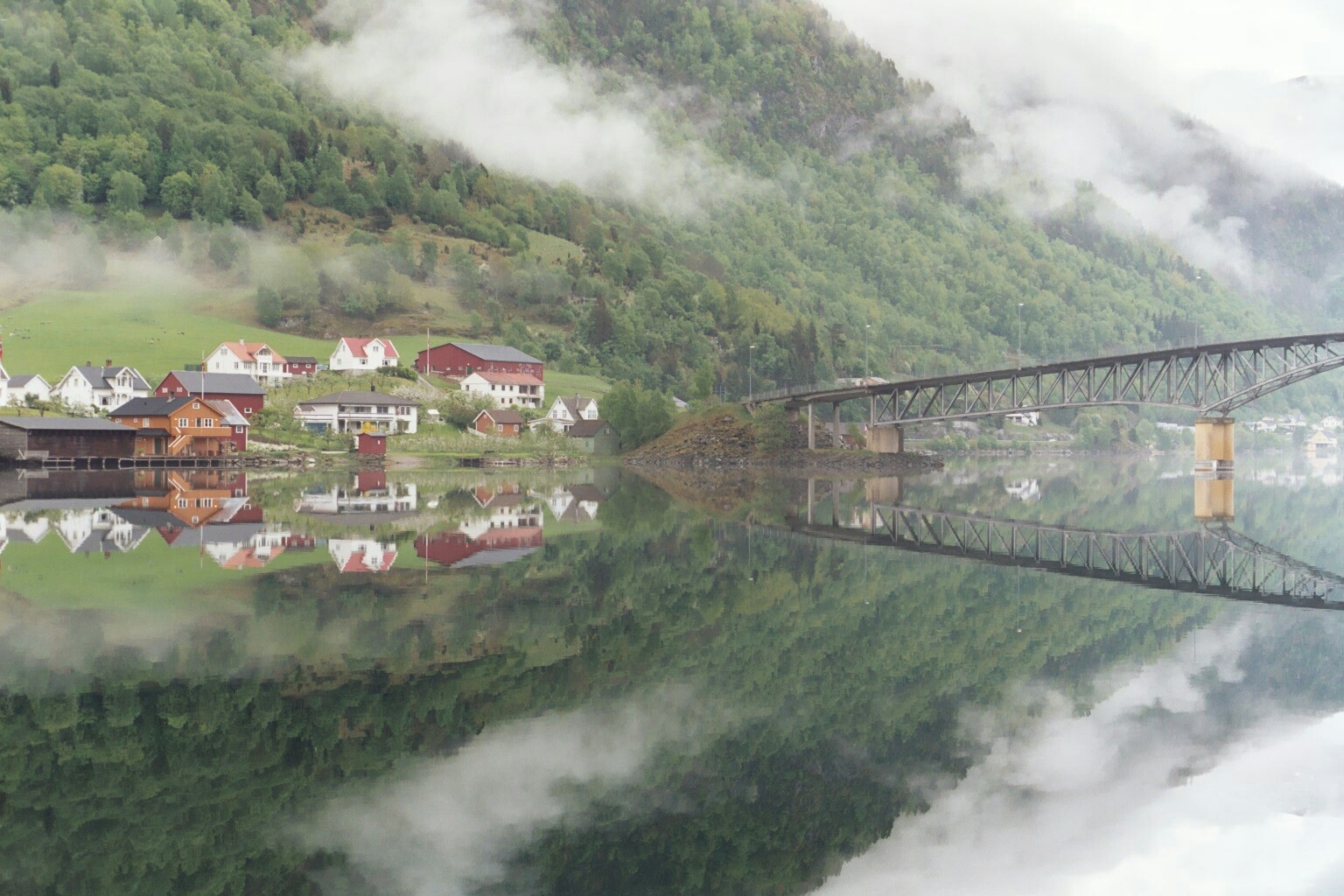 Spiegelung in Sogndal