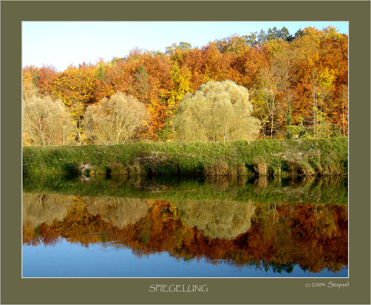 Spiegelung (mit Rahmen)