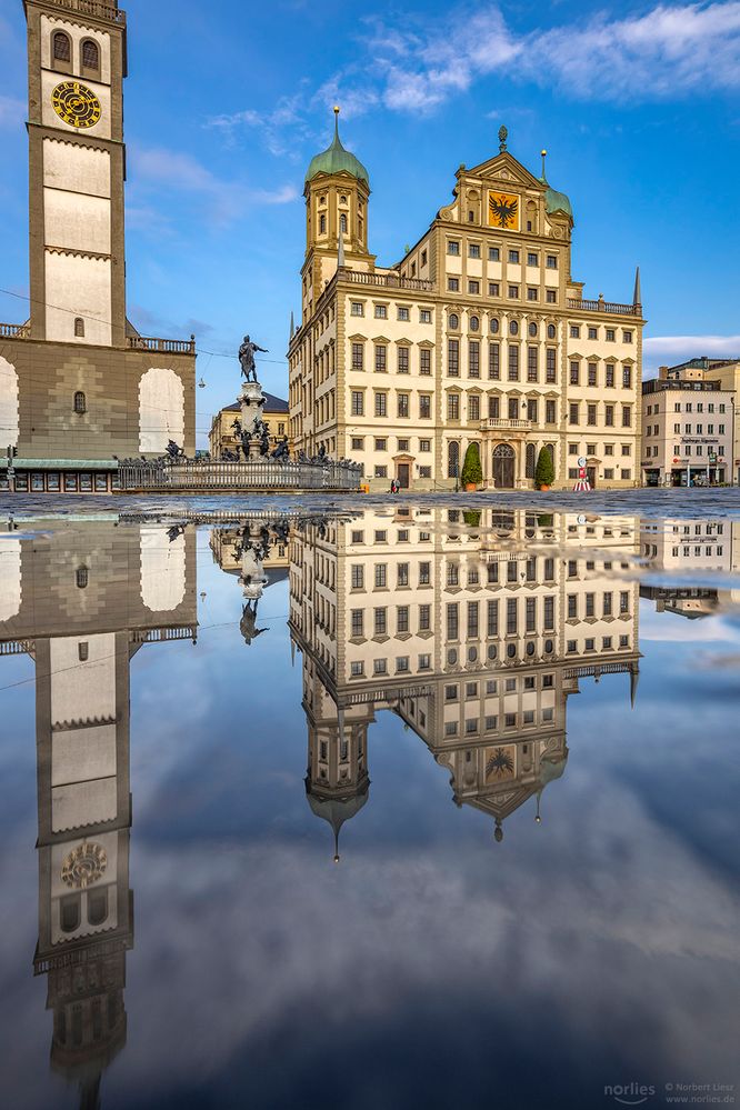 Spiegelung Rathausplatz