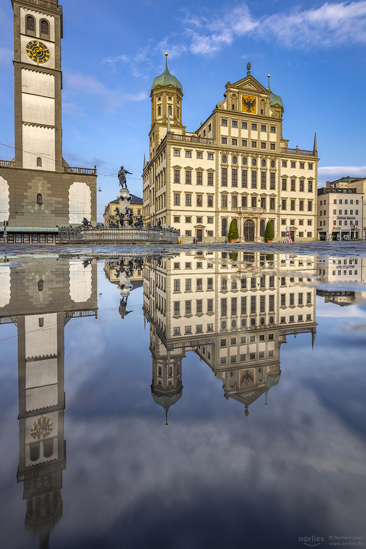 Spiegelung Rathausplatz