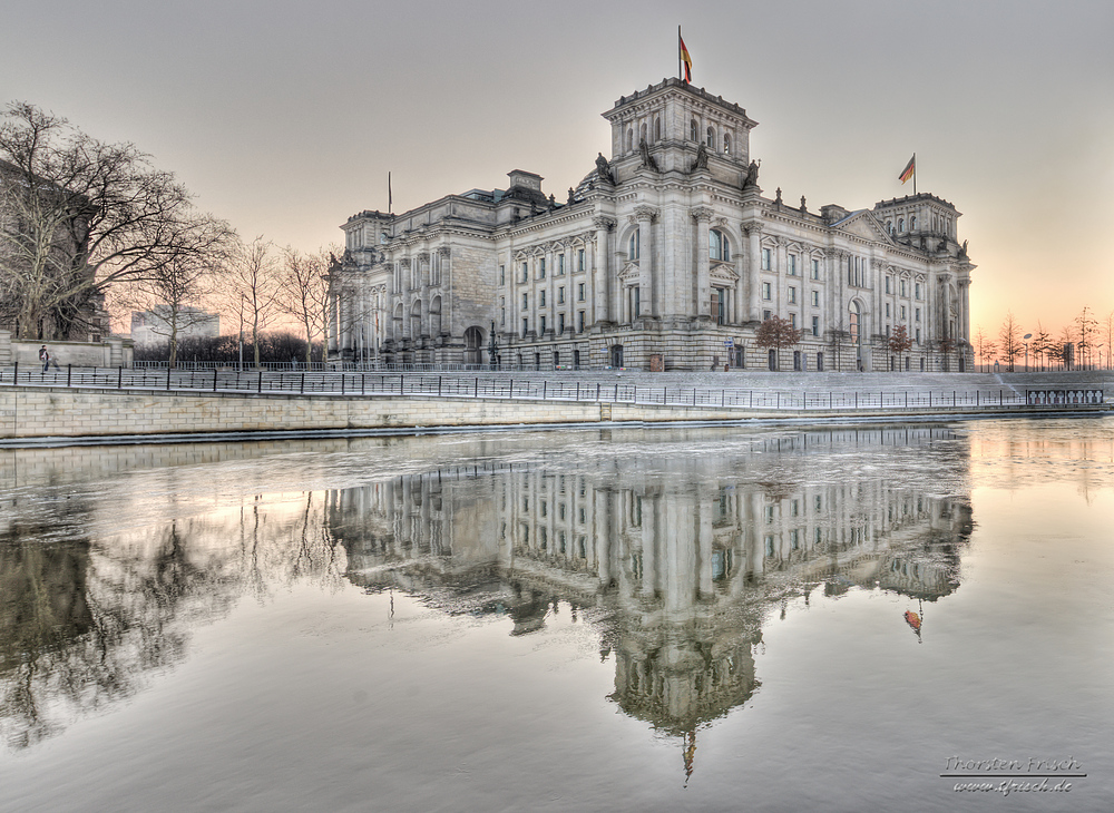 Spiegelung Reichstag