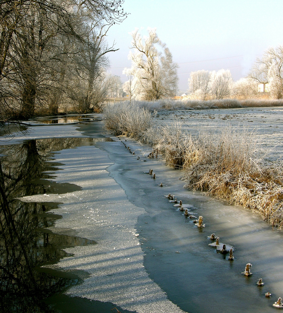 Spiegelung und Raureif