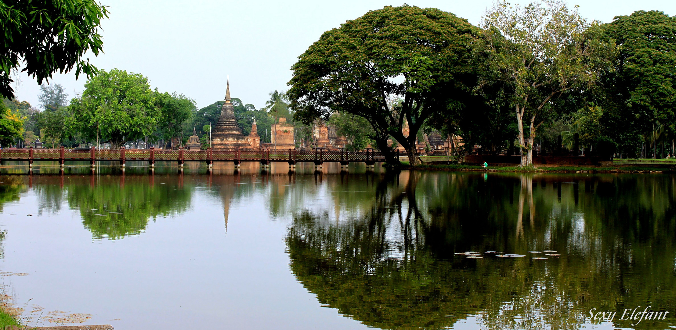 Spiegelung von Sukhothai