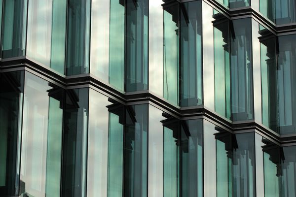 Spiegelung2 am Regierungsviertel