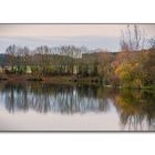 Spiegelungen am Baggersee