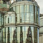 Spiegelungen am Haas Haus-Wien