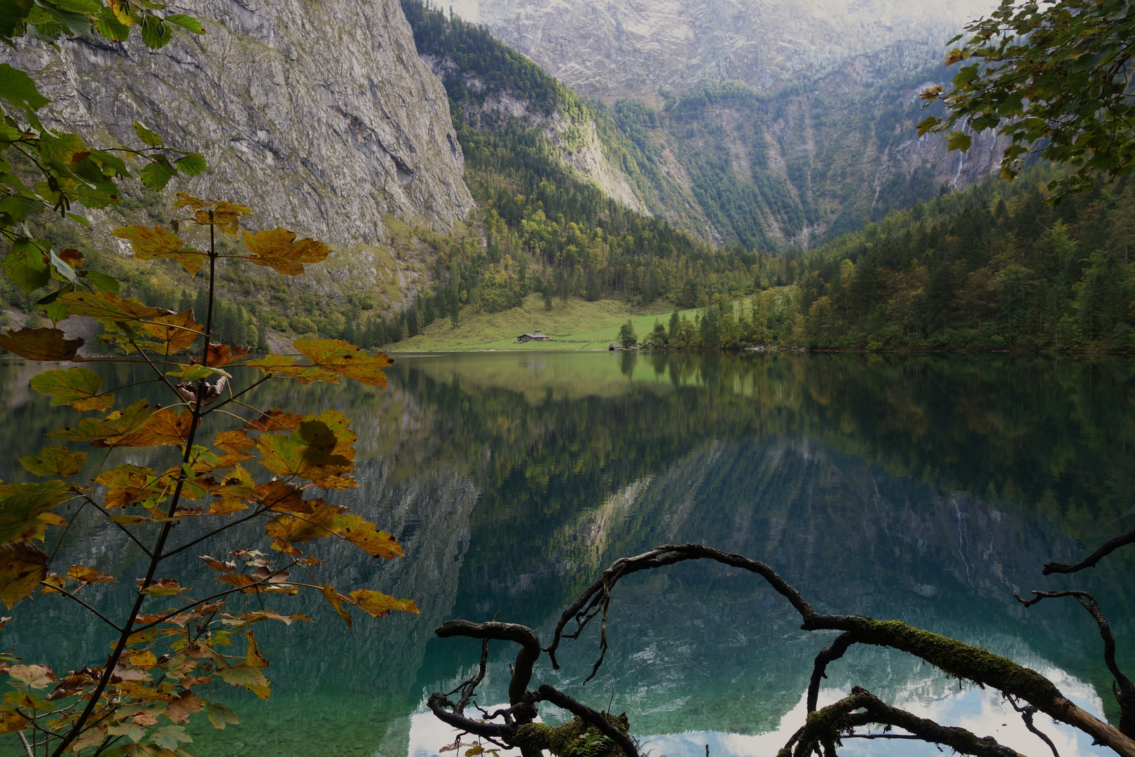 Spiegelungen am Obersee...