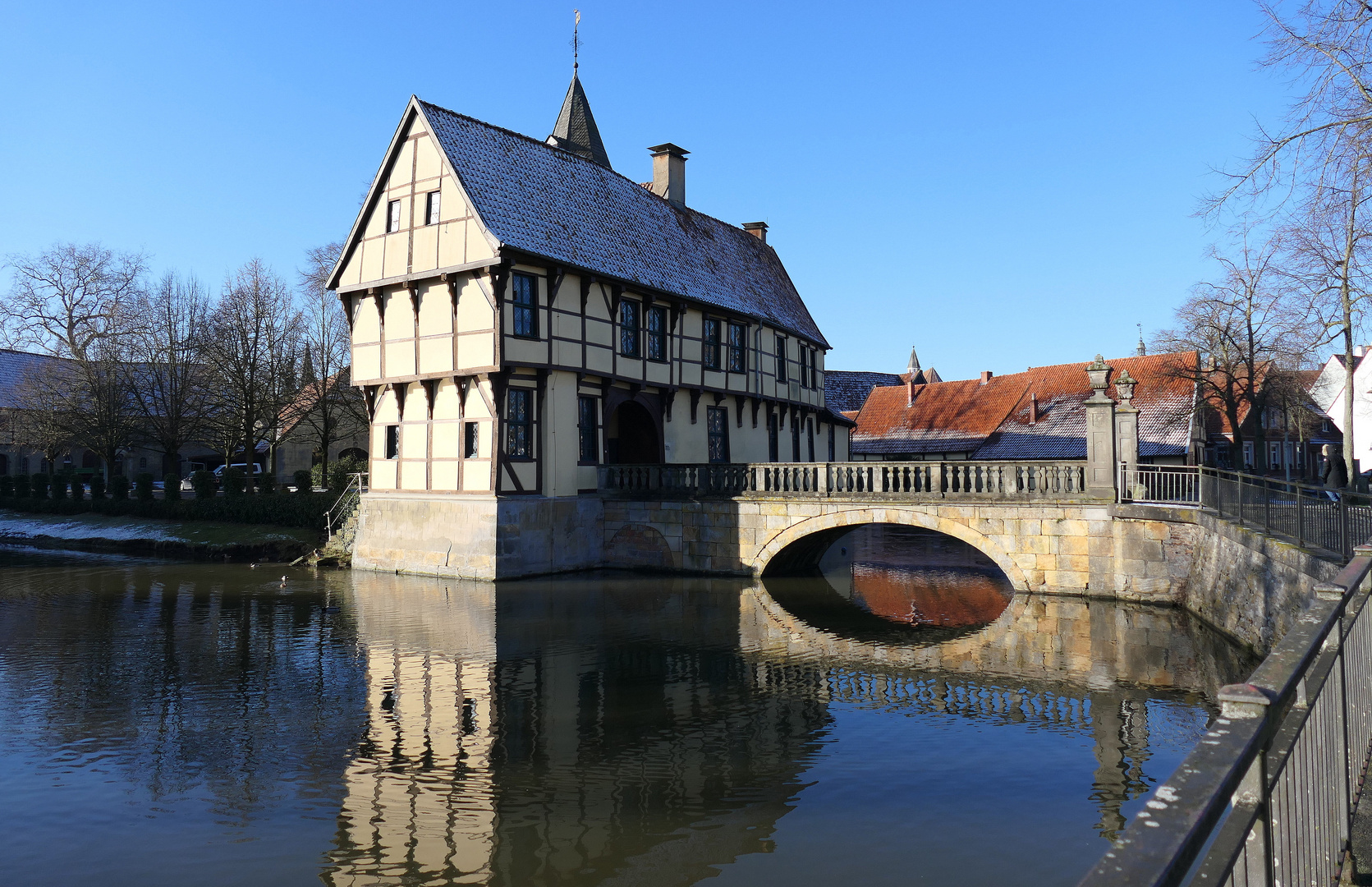 Spiegelungen am Schloss Burgsteinfurt...