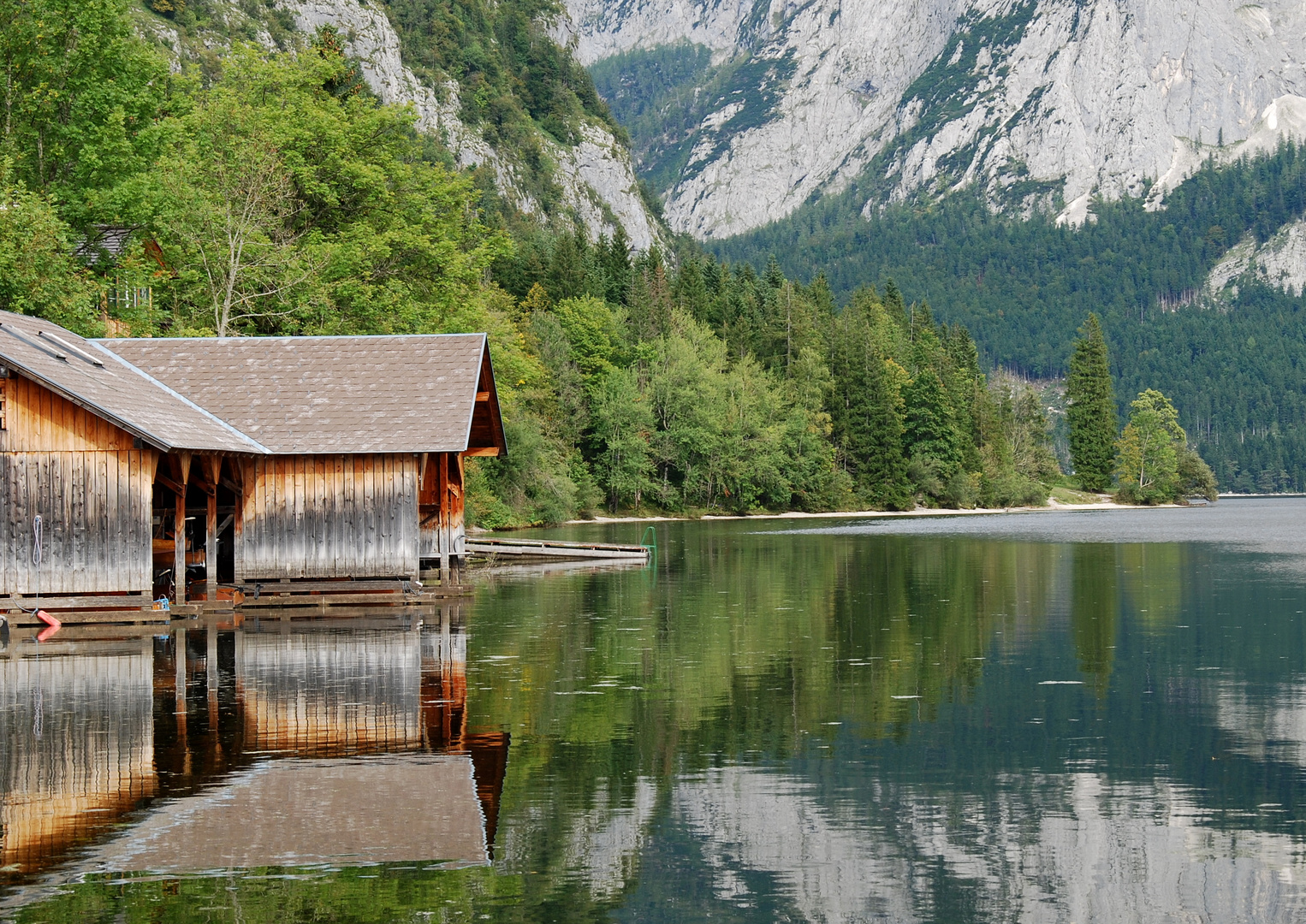 Spiegelungen am Toplitzsee