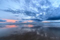 Spiegelungen an der Nordsee auf Sylt