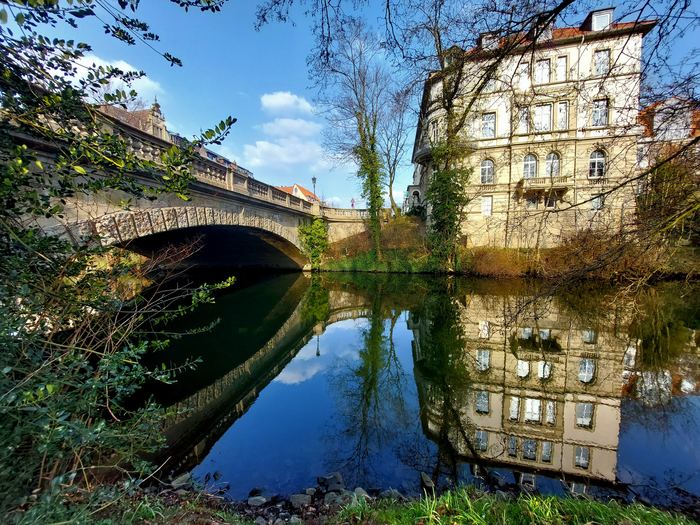 Spiegelungen an der Oker