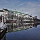 Spiegelungen auf der Binnenalster....