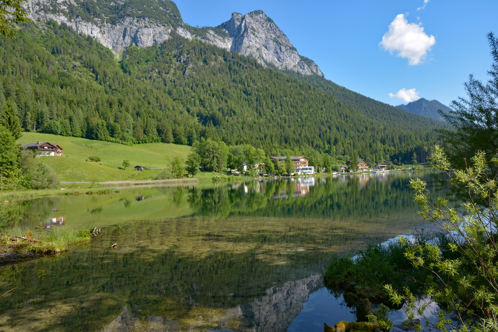 Spiegelungen im Hintersee