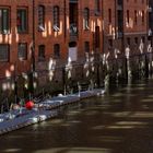 Spiegelungen in der Speicherstadt/Hamburg