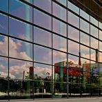 Spiegelwand