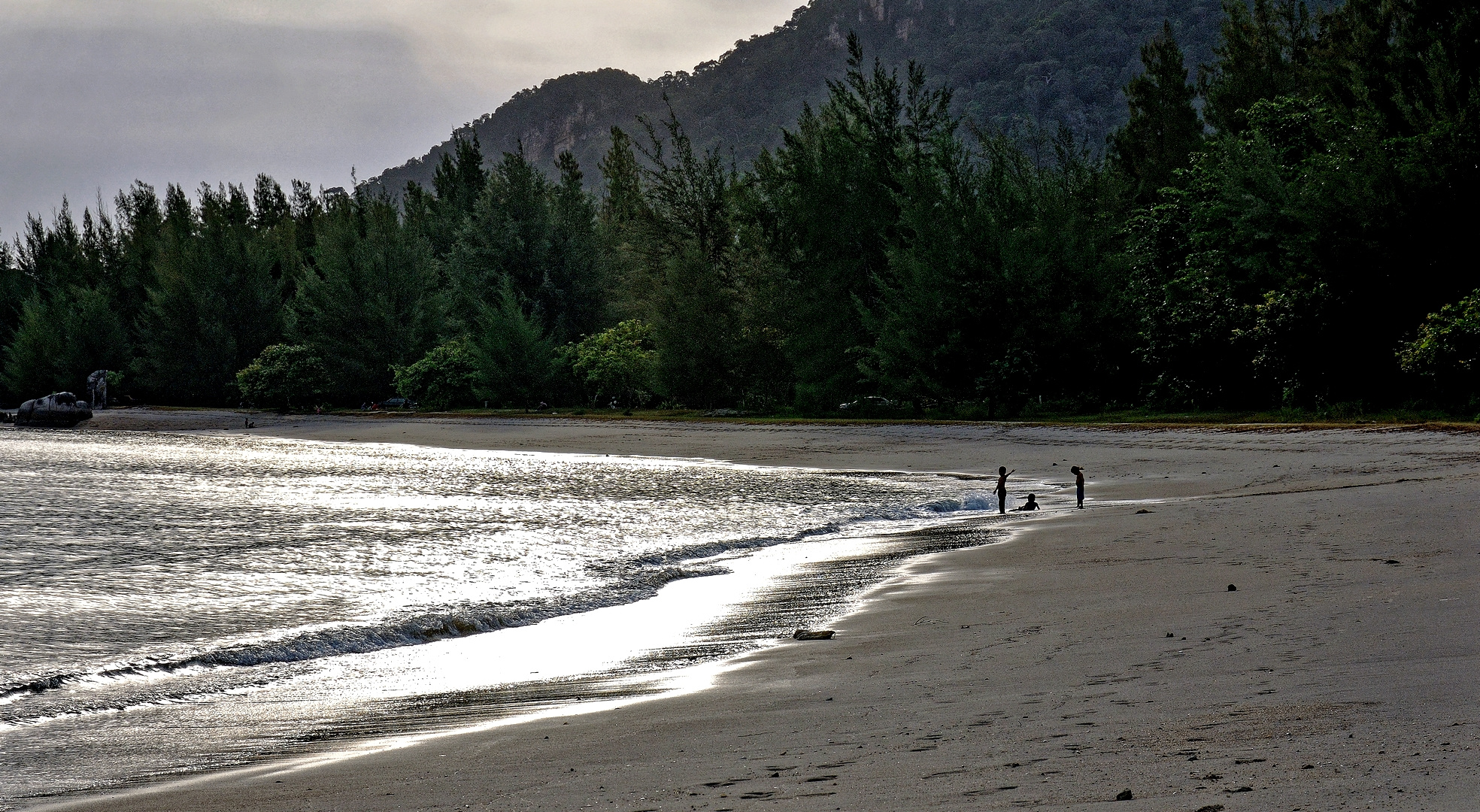 ... Spiel am Strand ...