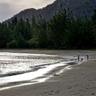 ... Spiel am Strand ...