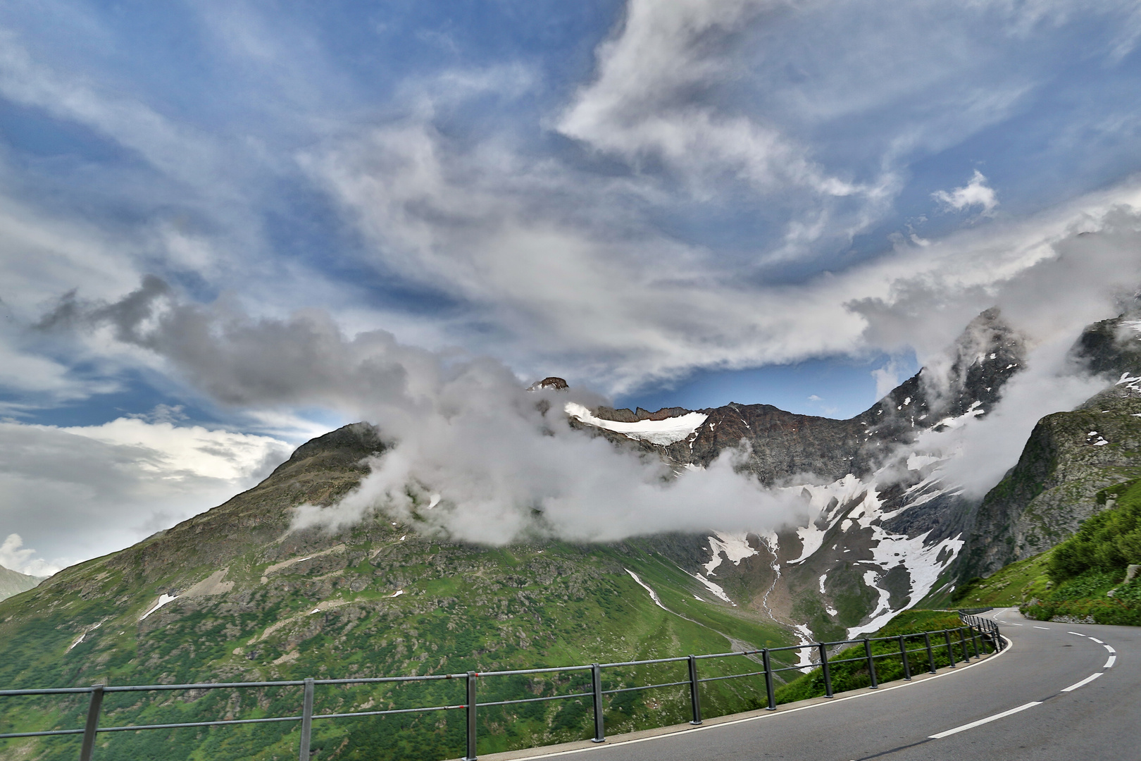 Spiel der Berge mit den Wolken