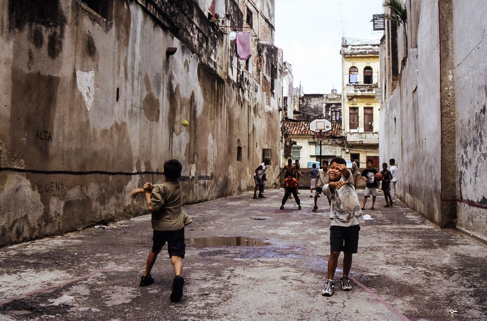 SPIEL im HINTERHOF Cuba