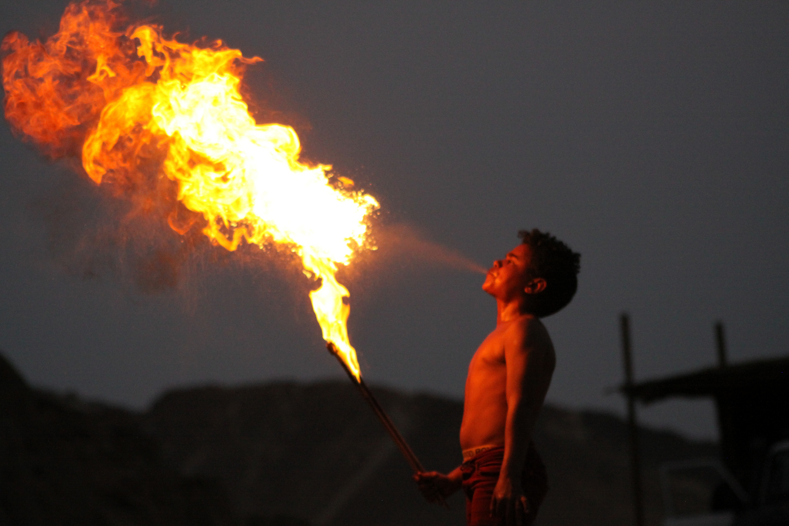 Spiel mit dem Feuer Foto &amp; Bild africa, egypt, north africa Bilder auf