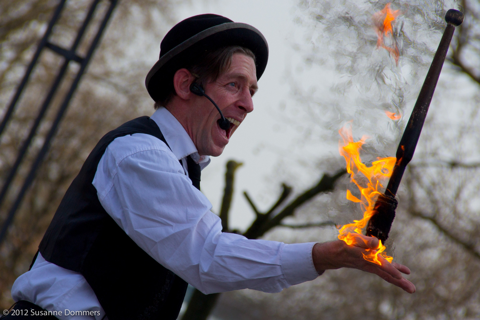 Spiel mit dem Feuer