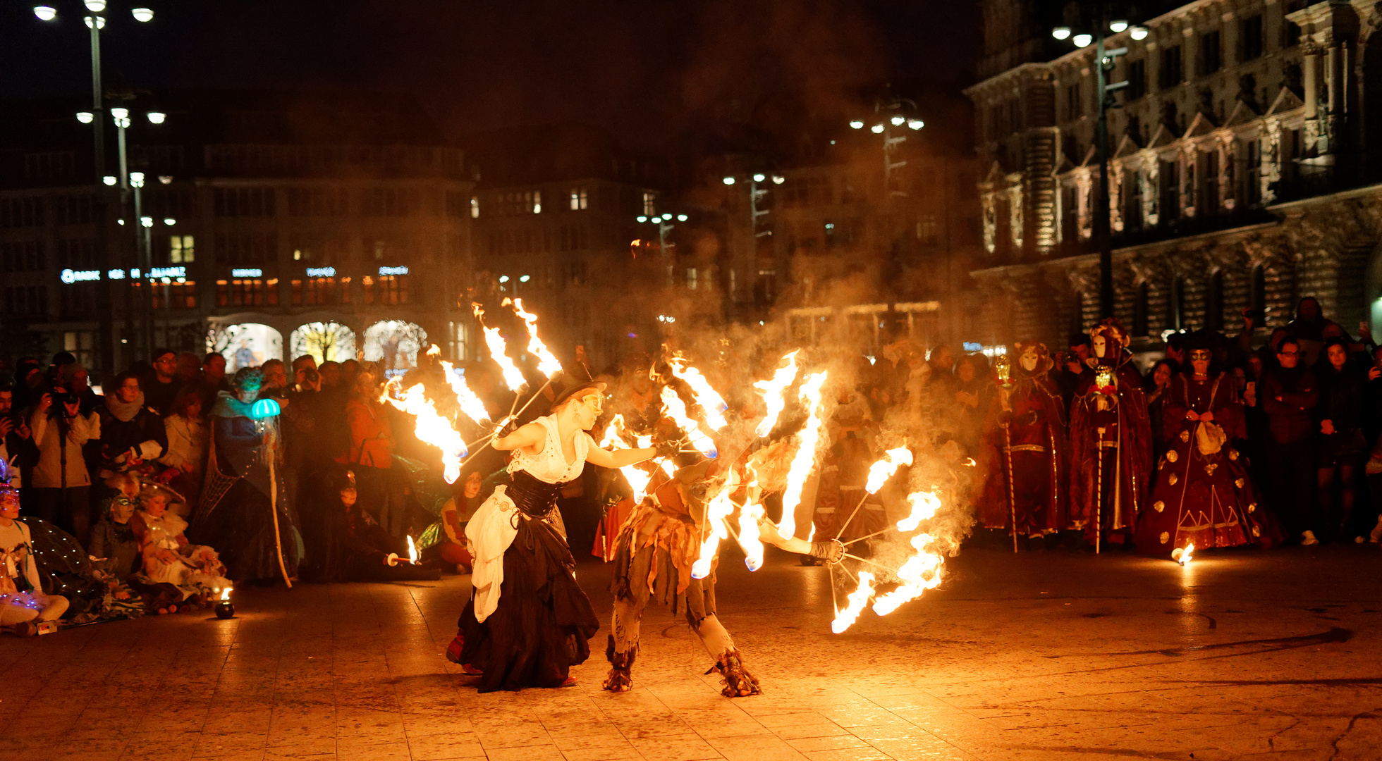 Spiel mit dem Feuer