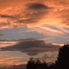 Spiel mit den Wolken beim Sonnenuntergang