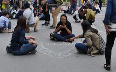 ...spielen in Hanoi...