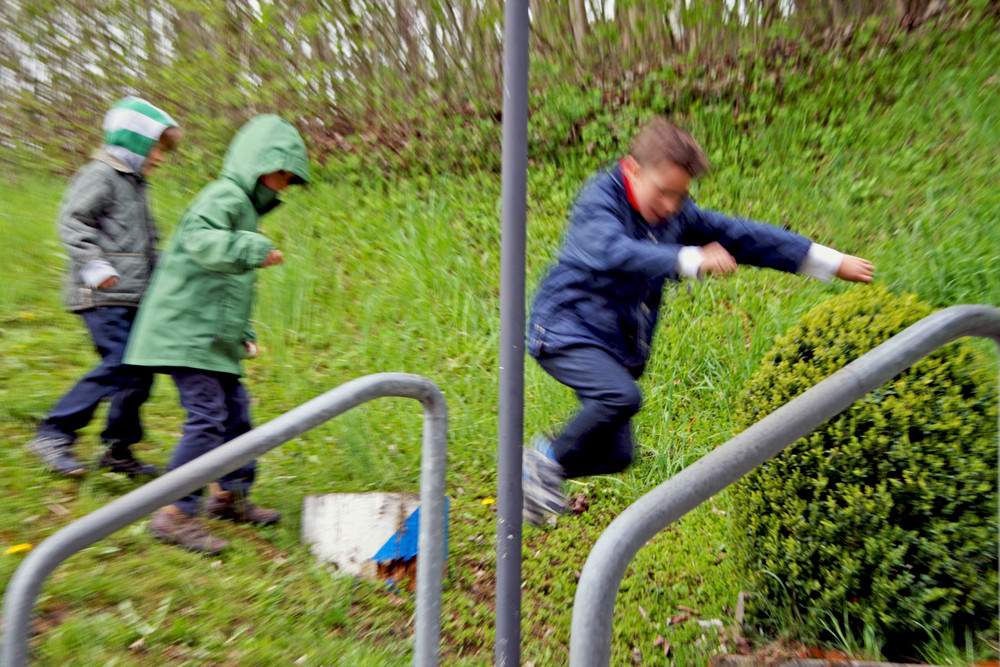 Spielende Kinder