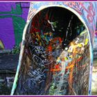 Spielplatz-Graffiti-Rutsche