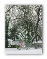 Spielplatz im Schnee