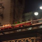 Spielzeugeisenbahn auf dem Weihnachtsmarkt am Hamburger Rathaus