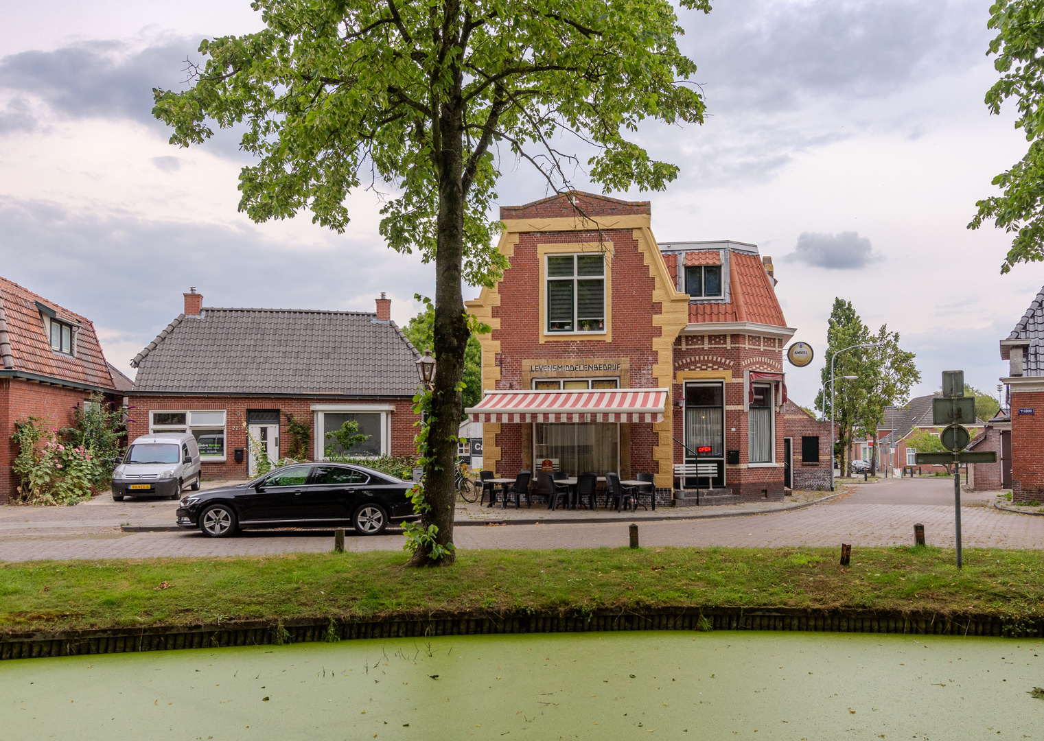 Spijk - 't Loug - Hoofdweg Noord