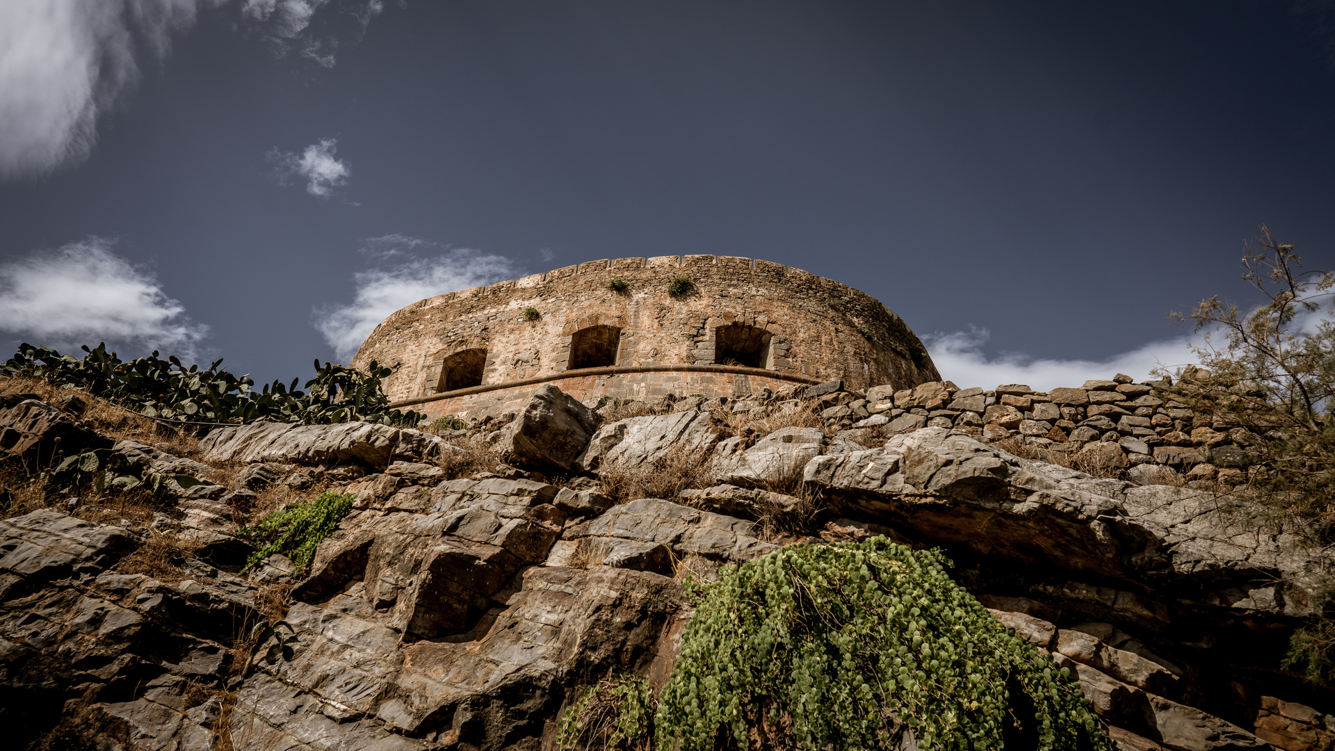 spinalonga barbarie