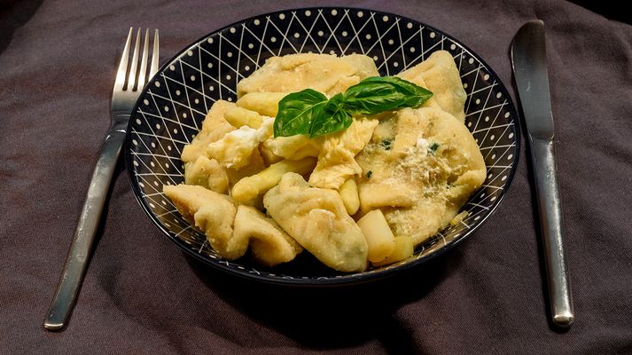 Spinat-Spargel-Taschen